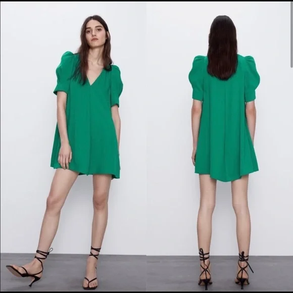 Zara puff sleeve dress TRF green Size M Zara puff sleeve dress TRF green Size M